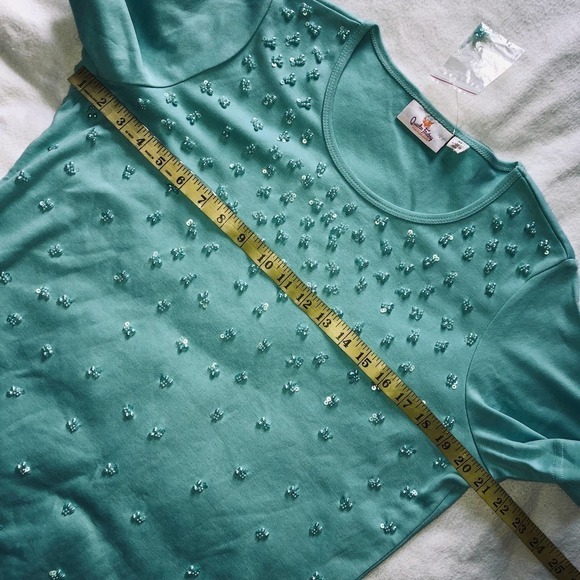 Quacker Factory Short Sleeve Sequin Detailed Shirt- M - Picture 9 of 12